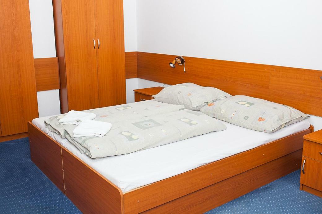 Penzion Centrum Oravsky Biely Potok Экстерьер фото